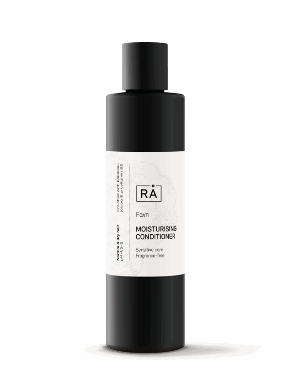 Flaske med fuktighetsgivende balsam uten parfyme fra norske RÅ skincare