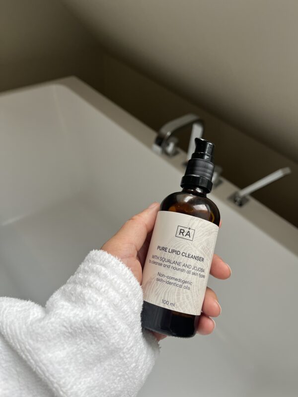 Pure lipid cleanser - Bilde 3