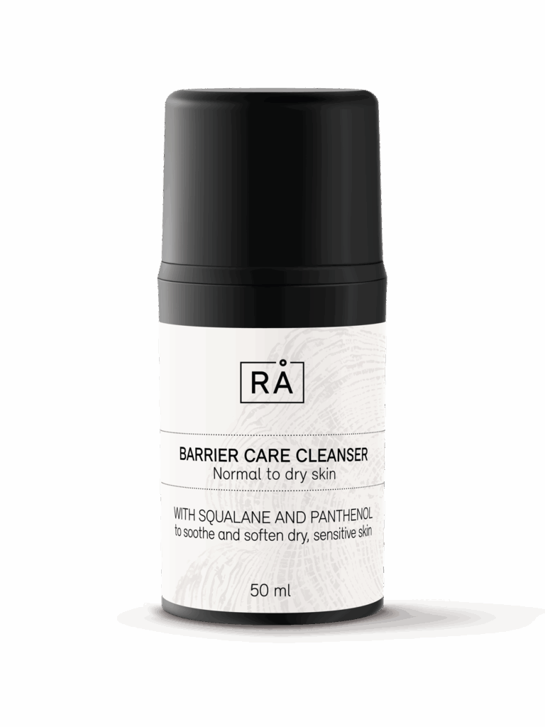 Travel-sized emollient cleansing milk with niacinamide, squalane and panthenol to soothe and soften sensitive skin. Fragrance-free.