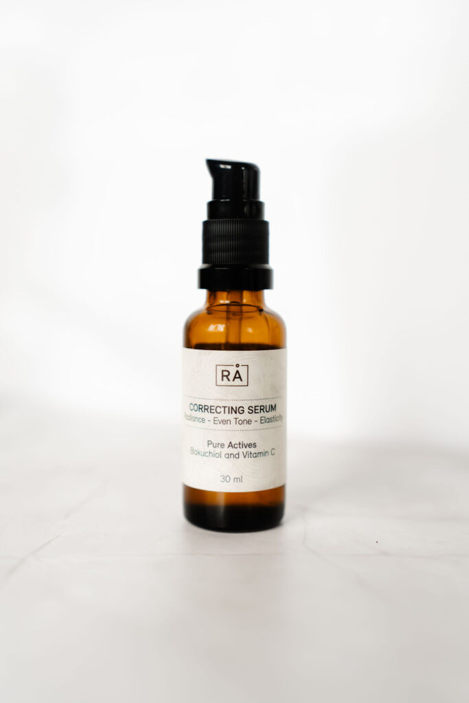 Raw correcting serum with with light background
