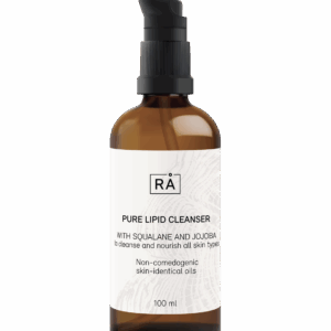 Renseolje som kun inneholder lipider, antioksidanter og pleie. Tetter ikke porene og passer alle hudtyper.